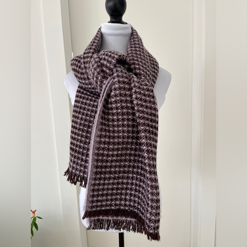 ECHO Oversized Knit Scarf Checkered Pattern Short Fringe Winter Cozy NWT